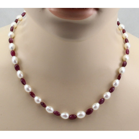 Süßwasser-perlenkette mit Rubin in 48 cm Länge-Perlenketten