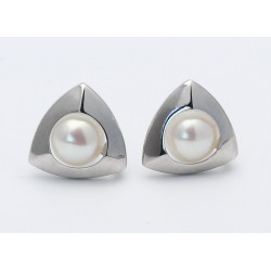 Perlen-Ohrstecker in Silber im Dreieck-Design