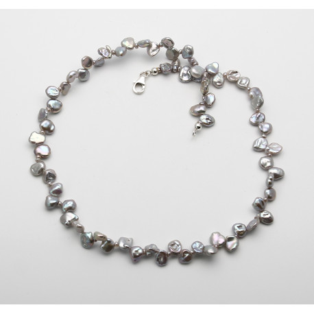 Keshi-Perlenketten in hellem silbergrau 43 cm lang-Perlenketten