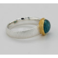 Silber-Ring mattiert mit Indigolith Cabochon - in vergoldeter Fassung Ringgröße 57-Silberringe