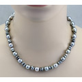 Tahiti-Perlen-Collier mit Tahiti-keshi-Perlen in silbergrau geknotet mit magnet-Schließe 48 cm lang-Perlenketten