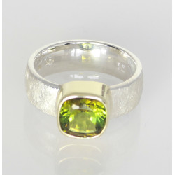 Edelstein-Ring Turmalin grün in Silber und Gold Ring-Gr. 54